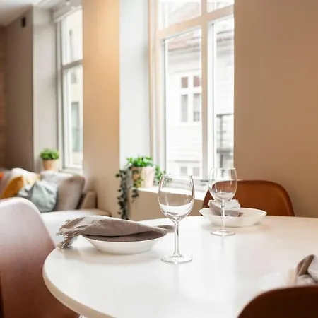 New! Modern In Historic Area Of Bergen! Μπέργκεν